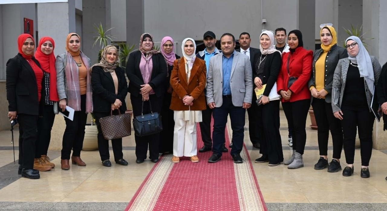 وزيرة الشئون الاجتماعية بالكويت تزور مجمع الخدمات المتكاملة بالأسمرات وزيرة الشئون الاجتماعية بالكويت تزور مجمع الخدمات المتكاملة بالأسمرات