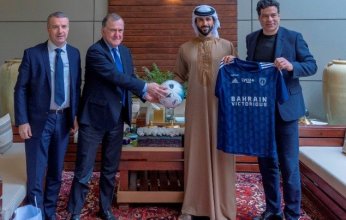 ناصر بن حمد يستقبل رئيس نادي باريس أف سي الفرنسي