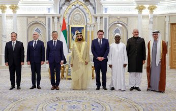 حاكم دبي يتسلَّم أوراق اعتماد مجموعة من السفراء الجُدد المُعينين لدى الإمارات