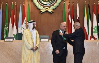 وزير الاقتصاد الرقمي و الريادة الاردني يحصل على جائزة أفضل وزير عربي