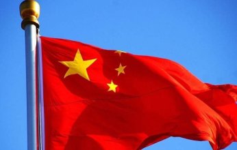 الصين تعلن إعادة فتح حدودها مع هونغ كونغ