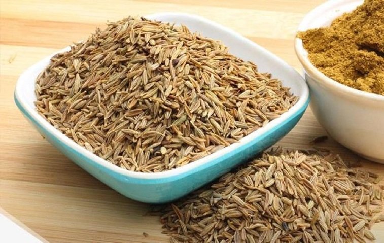 استخدمى الكمون المغلى لتسهيل عملية الهضم استخدمى الكمون المغلى لتسهيل عملية الهضم