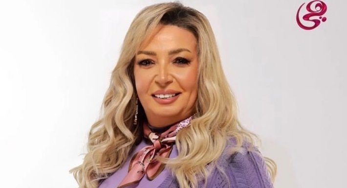 والدة هنا الزاهد تخوض تجربة المذيعة من خلال"أنا والبنات" والدة هنا الزاهد تخوض تجربة المذيعة من خلال"أنا والبنات"