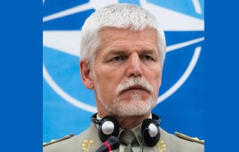 جنرال متقاعد مؤيد للغرب يفوز بالانتخابات الرئاسية التشيكية