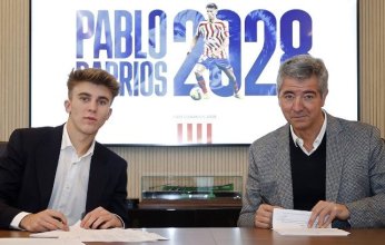 أتلتيكو مدريد يعلن تجديد عقد لاعب خط الوسط باريوس حتى 2028