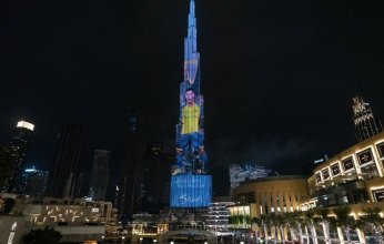 برج خليفة يتزين صور رونالدو.. و جورجينا تعلق