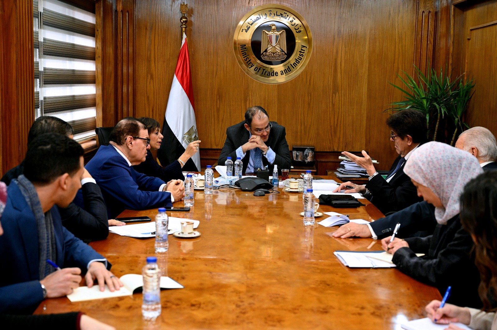 وزير التجارة والصناعة المصري: تنسيق دائم مع مجتمع الاعمال لتحقيق خطة الدولة لتنمية الصادرات وزير التجارة والصناعة المصري: تنسيق دائم مع مجتمع الاعمال لتحقيق خطة الدولة لتنمية الصادرات