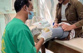 مركز الملك سلمان للإغاثة يدعم مراكز للأطراف الصناعية ويقدم خدمات طبية وجراحية في محافظات اليمن