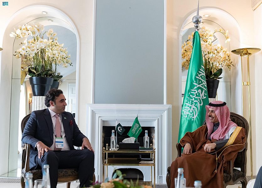 وزيرا خارجية السعودية وباكستان يبحثان سبل تعزيز الأمن والسلم الدوليين وزيرا خارجية السعودية وباكستان يبحثان سبل تعزيز الأمن والسلم الدوليين
