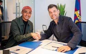 برشلونة يتعاقد مع المدافع أراوخو من لوس انجليس جالاكسي