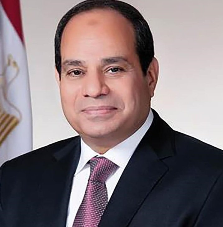 الرئيس السيسي يشهد فعالية "تفقد اصطفاف المعدات المشاركة في خطة تنمية سيناء" الرئيس السيسي يشهد فعالية "تفقد اصطفاف المعدات المشاركة في خطة تنمية سيناء"