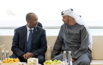 رئيس الإمارات يستقبل رئيس مجلس السيادة الانتقالي في السودان