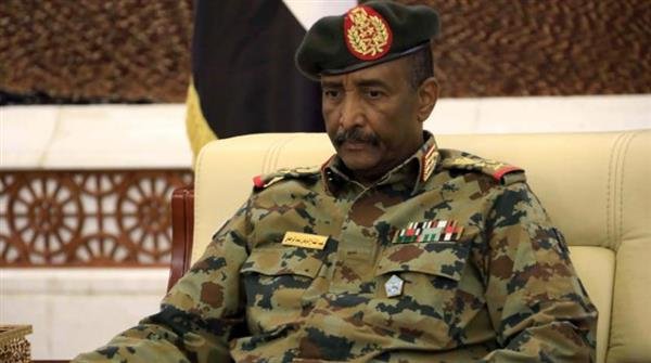 البرهان يشدد على وحدة الصف السوداني للخروج من الأزمات التي تواجه البلاد البرهان يشدد على وحدة الصف السوداني للخروج من الأزمات التي تواجه البلاد