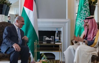 وزير الخارجية السعودي يلتقي رئيس وزراء دولة فلسطين