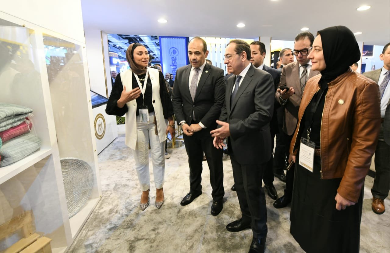 الملا: مؤتمر أيجبس وفر فرصاً للحوار والتعاون ودراسة فرص الاستثمار ومستجدات التقنيات والعمل البترولى الملا: مؤتمر أيجبس وفر فرصاً للحوار والتعاون ودراسة فرص الاستثمار ومستجدات التقنيات والعمل البترولى