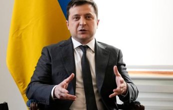 زيلنسكي يطالب بريطانيا بتزويد بلاده بالطائرات المقاتلة