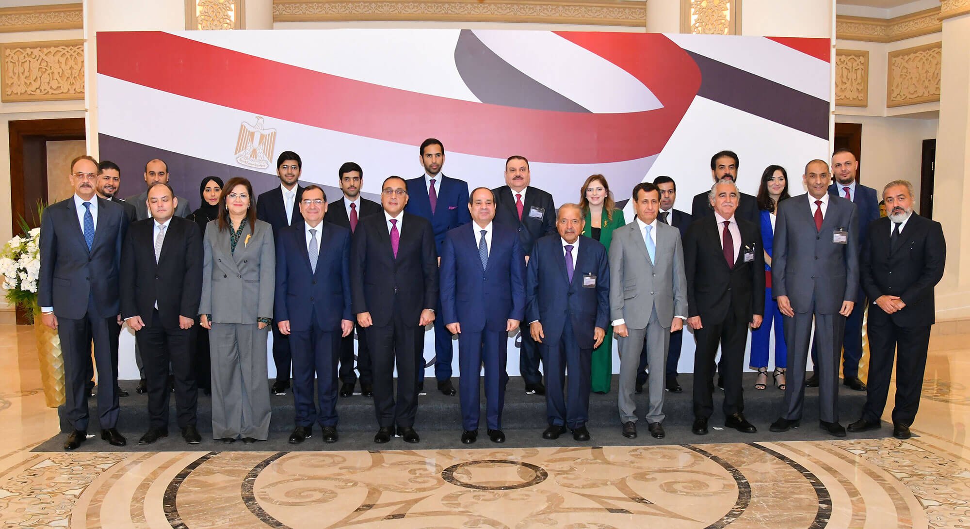 رابطة رجال الأعمال القطريين تؤكد الرغبة في ضخ المزيد من الاستثمارات في مصر رابطة رجال الأعمال القطريين تؤكد الرغبة في ضخ المزيد من الاستثمارات في مصر
