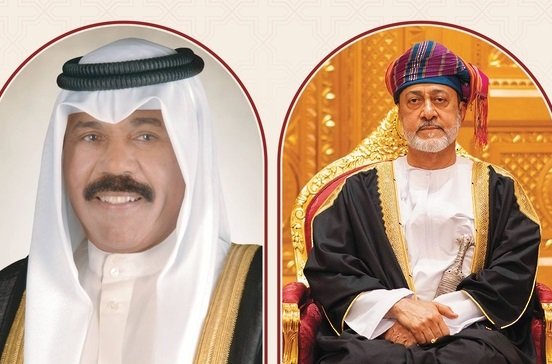 سلطان عمان يهنئ أمير دولة الكويت بالعيد الوطني سلطان عمان يهنئ أمير دولة الكويت بالعيد الوطني