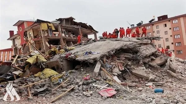 نحو 300 قتيل في سوريا وتركيا جراء الزلزال المدمر نحو 300 قتيل في سوريا وتركيا جراء الزلزال المدمر