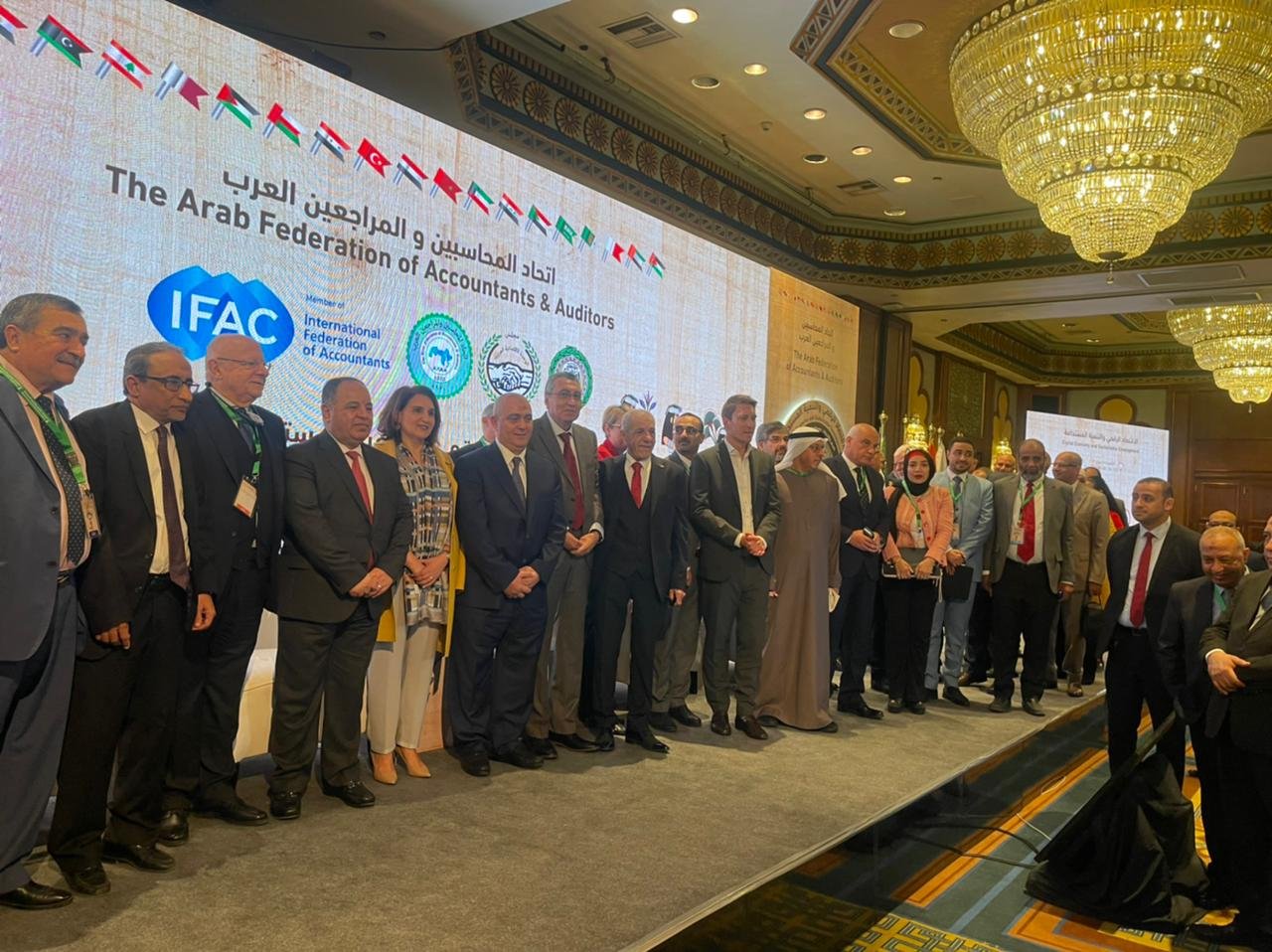 خبراء: الاقتصاد العالمى يواجه حالة من التضخم أثرت على كافة البلدان خبراء: الاقتصاد العالمى يواجه حالة من التضخم أثرت على كافة البلدان