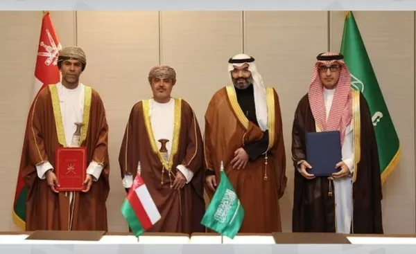 السعودية وعُمان توقعان برنامجا تنفيذيا لدعم نمو الاقتصاد الرقمي السعودية وعُمان توقعان برنامجا تنفيذيا لدعم نمو الاقتصاد الرقمي