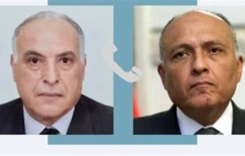 وزير الخارجية المصري يجري اتصالًا هاتفيًا مع نظيره الجزائري