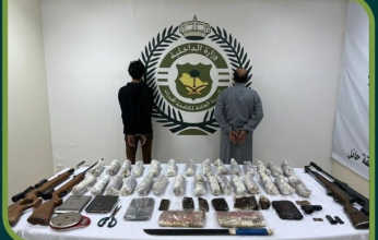القبض على شخصين بحوزتهم مواد مخدِّرة وأسلحة نارية في حائل
