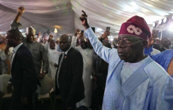 واشنطن تهنّئ الرئيس النيجيري المنتخب.. وتدعو إلى الهدوء