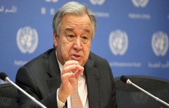 جوتيريش يضغط من أجل تمديد صفقة الحبوب في اجتماعات كييف