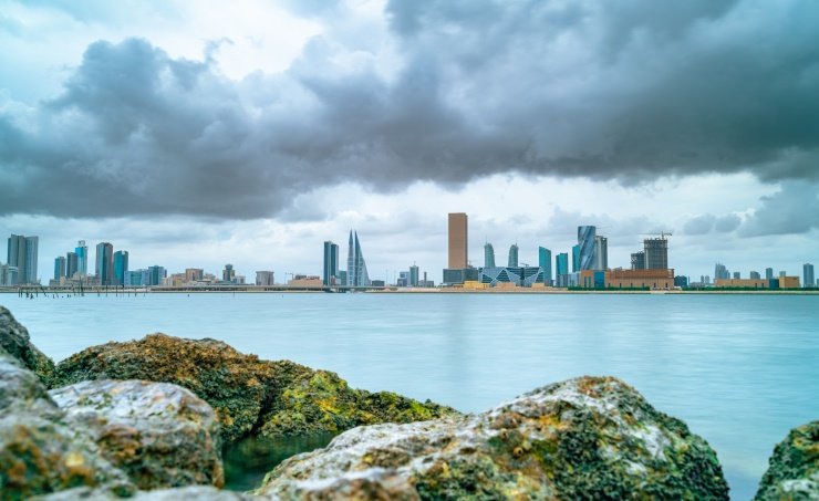 مملكة البحرين تتأثر بحالة من عدم الاستقرار مع اقتراب منخفض جوي يوم غد مملكة البحرين تتأثر بحالة من عدم الاستقرار مع اقتراب منخفض جوي يوم غد