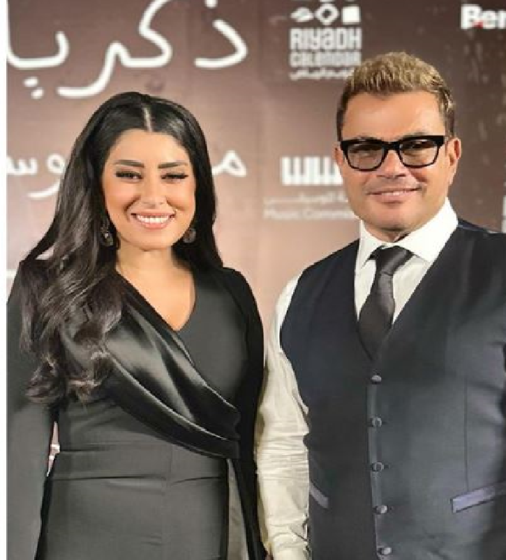 ايتن عامر تحتفي بصورتها مع عمرو دياب ايتن عامر تحتفي بصورتها مع عمرو دياب
