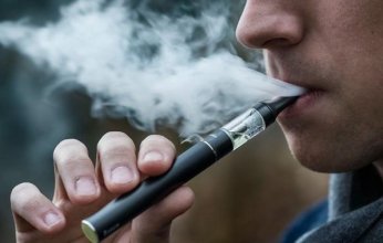تفاصيل صادمة بشان خطورة السجائر الإلكترونية