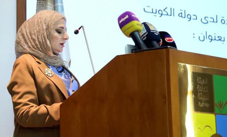 البيئة: حريصون على متابعة ملف تغير المناخ محليا ودوليا واستزراع نبات القرم البيئة: حريصون على متابعة ملف تغير المناخ محليا ودوليا واستزراع نبات القرم