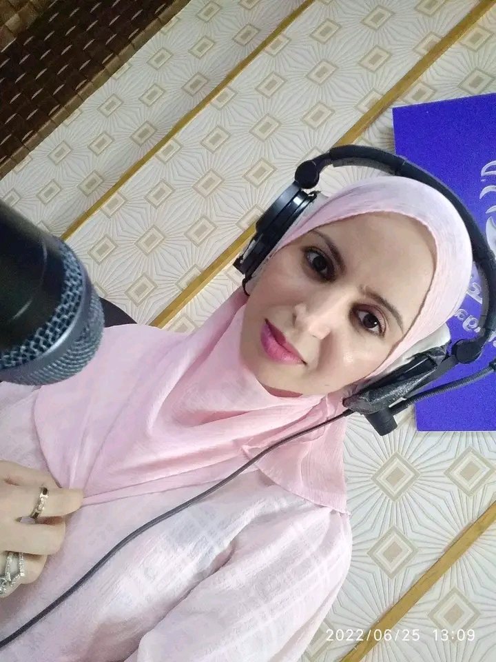 كبار المثقفين والفنانين العرب ضيوف على برنامج ذكريات رمضان على الجزائريه كبار المثقفين والفنانين العرب ضيوف على برنامج ذكريات رمضان على الجزائريه
