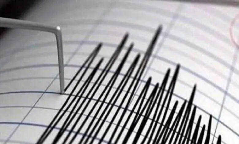زلزال بقوة 5 درجات يضرب جزر الكوريل الروسية زلزال بقوة 5 درجات يضرب جزر الكوريل الروسية