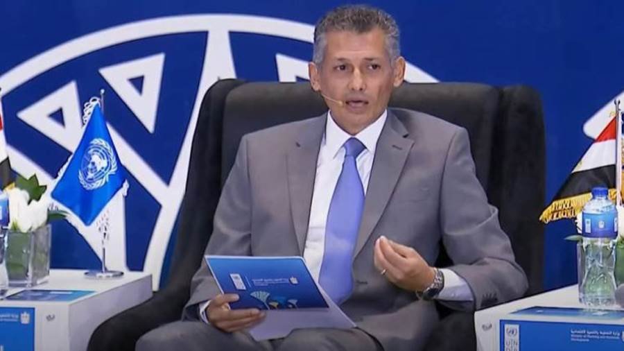 مسئول أممي: تعاون وثيق مع مصر لإعداد الاستراتيجيات الوطنية الخاصة بالتغيرات المناخية مسئول أممي: تعاون وثيق مع مصر لإعداد الاستراتيجيات الوطنية الخاصة بالتغيرات المناخية