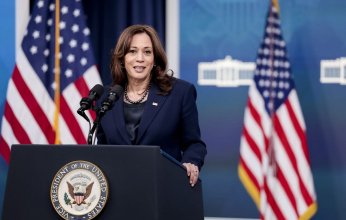 كامالا هاريس تصل إلى غانا في زيارة تستغرق 3 أيام