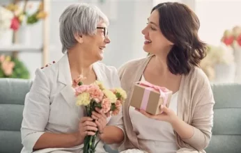 الماركات العالمية تطرح هدايا عيد الام
