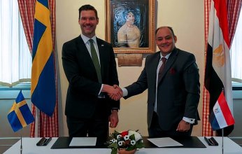 وزير التجارة والصناعة يقوم بزيارة لشركة ايريكسون العالمية ومجموعة Ahlens لسلاسل السوبر ماركت