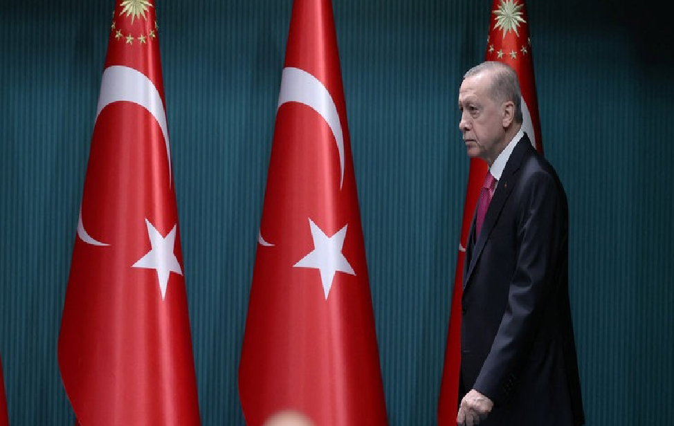 بلومبرج: أردوغان يواجه أصعب سباق انتخابى فى حياته السياسية بلومبرج: أردوغان يواجه أصعب سباق انتخابى فى حياته السياسية