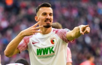 أوجسبورج يستقر على استخدام خيار الشراء في عقد ميرجيم بيريشا