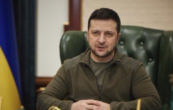 زيلينسكي يطالب الناتو بدعوة بلاده للانضمام للحلف
