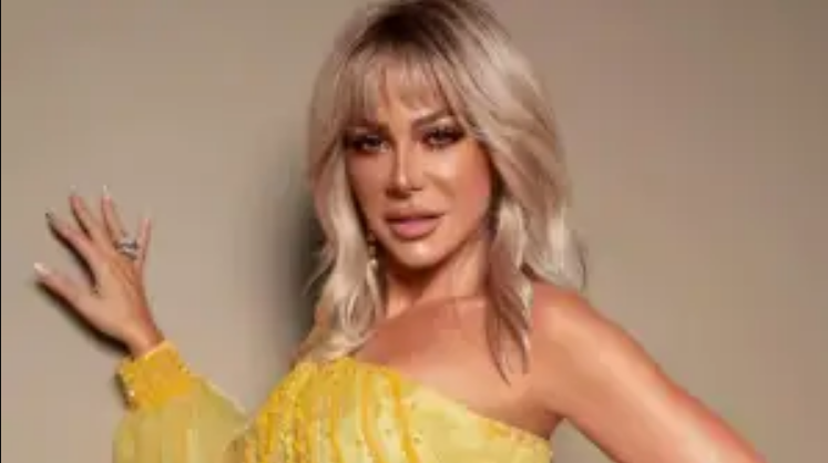 ممثلة شابة.. .الفنانة سوزان نجم الدين تحتفل بعيد ميلاد ابنتها!! ممثلة شابة.. .الفنانة سوزان نجم الدين تحتفل بعيد ميلاد ابنتها!!
