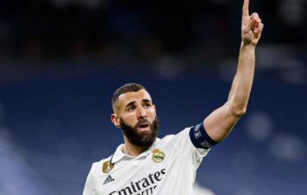 بنزيما يقود هجوم ريال مدريد أمام تشيلسي الليلة