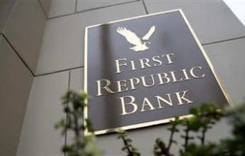 انهيار سعر أسهم مصرف فيرست ريبابليك الأمريكي