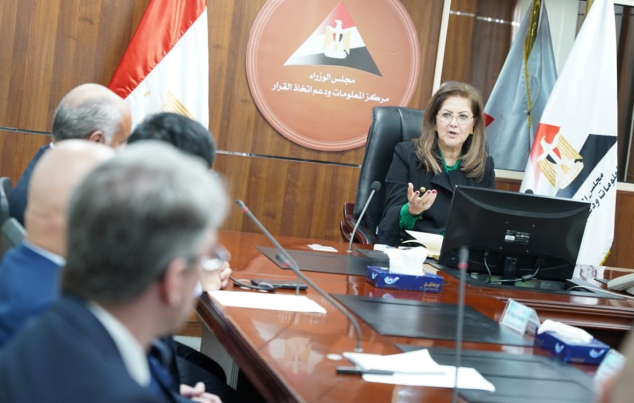 وزيرة التخطيط تتابع عملية تطوير مبنى وزارة الداخلية بوسط البلد وزيرة التخطيط تتابع عملية تطوير مبنى وزارة الداخلية بوسط البلد