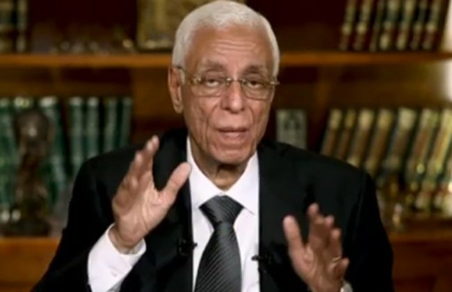 حسام موافي: ألم الذبحة الصدرية يختلف من شخص لآخر ويستمر لمدة 15 دقيقة حسام موافي: ألم الذبحة الصدرية يختلف من شخص لآخر ويستمر لمدة 15 دقيقة
