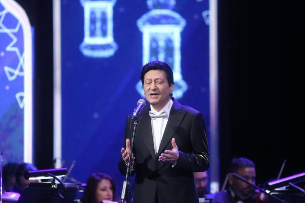 أول ظهور لمحمد الحلو بعد خضوعه لعملية جراحية أول ظهور لمحمد الحلو بعد خضوعه لعملية جراحية