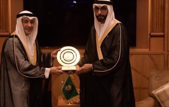 وزير الدفاع الإماراتي يستقبل الأمين العام لمجلس التعاون لدول الخليج العربية