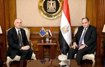 وزير التجارة والصناعة المصري يبحث مع سفير استراليا بالقاهرة سبل تنمية العلاقات الاقتصادية بين البلدين